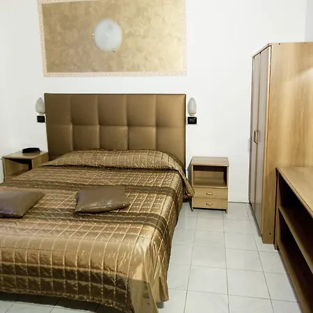 Europa Hotell 3*
