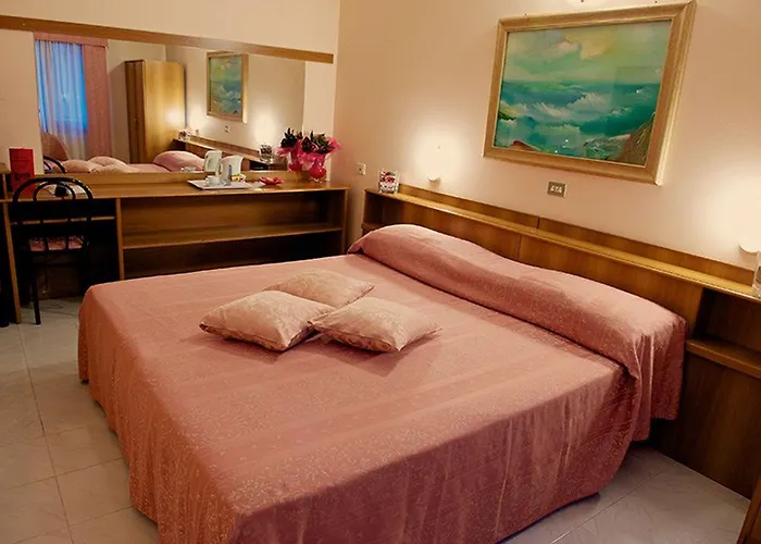 Europa فندق مودينا