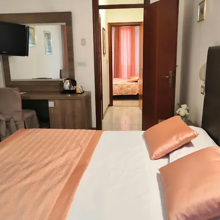 Отель Europa Модена