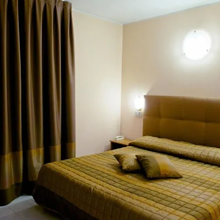 Отель Europa Модена